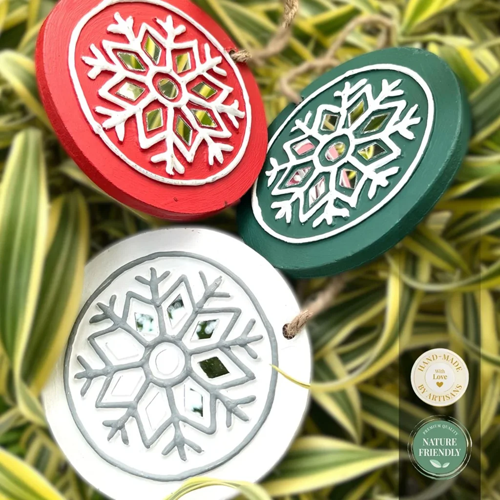 snowflake  Lippan hanging